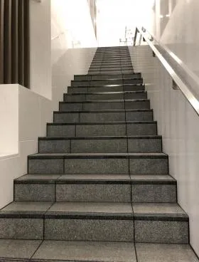 八重洲口大栄ビルの外観