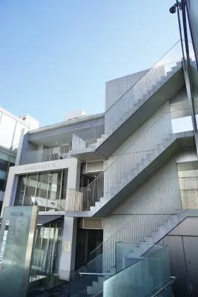 RUELLE青山ビルの外観