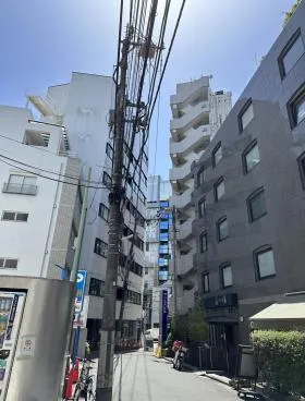 サンエスビルの外観