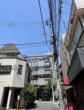 サンエスビルの外観