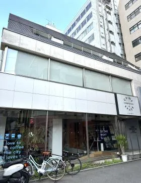 QCcube北青山36ビルの外観