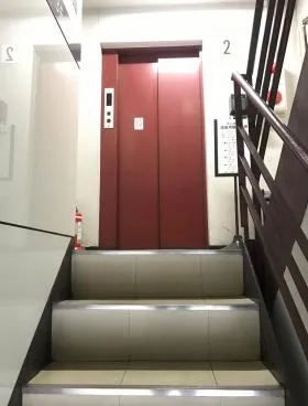 新澤ビルの外観