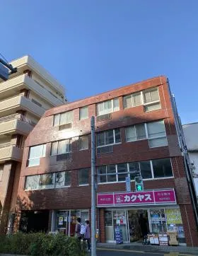 メゾン高田馬場ビルの外観