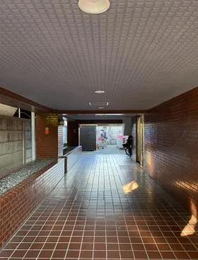 メゾン高田馬場ビルの外観