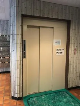 豊電ビルの外観