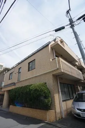 ボヌ―ル青山ビルの外観