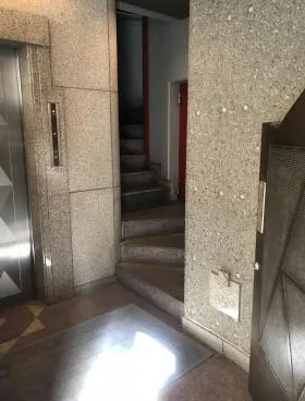 コタニタワーの外観