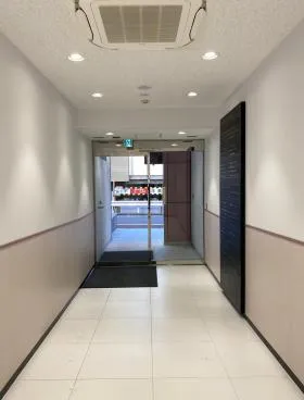 千年ビルの外観