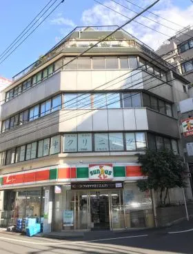 縄田ビルの外観