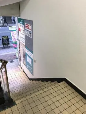 スワンビルの外観