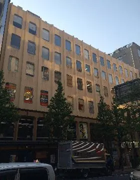 柳屋ビルの外観