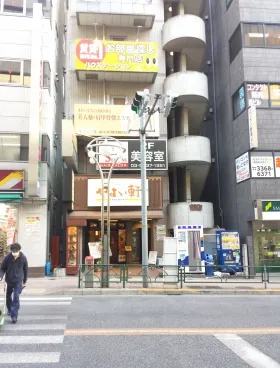 MFビルの外観
