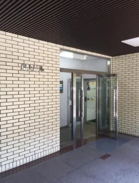 尾上ビルの外観