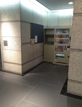 KDX銀座イーストビルの外観