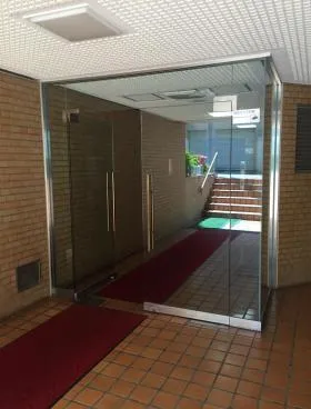 三幸ハイツの外観