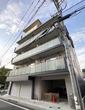 イガリビルの外観