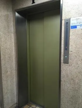 山武落合ビルの外観