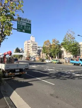 ヤグラビルの外観