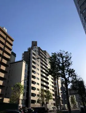 ハプニングタワー曙橋ビルの外観