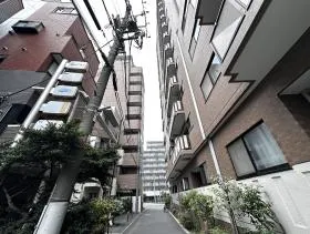 Aビルの外観