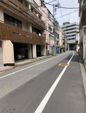 鈴商ビルの外観