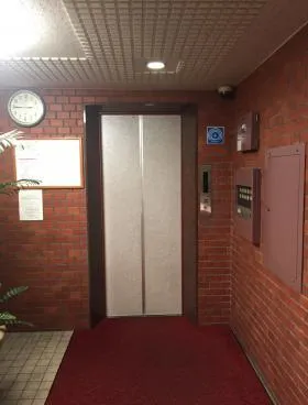 ローヤル若葉の外観