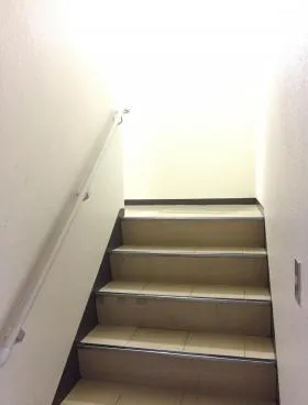 小川ビルの外観