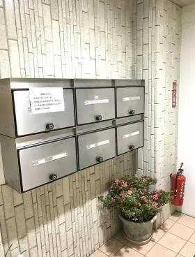 甲山ビルの外観