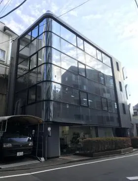 愛住ビルの外観