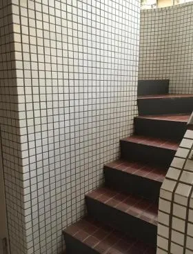 ロイヤルハイツの外観