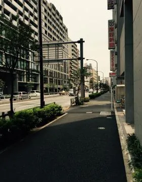 左門町パクスビルの外観