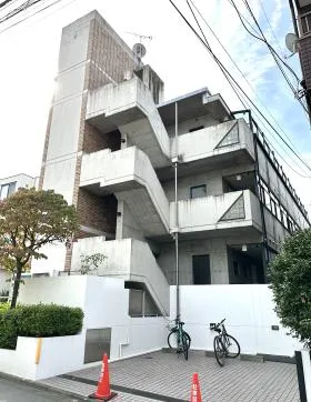 玉盛ビルの外観