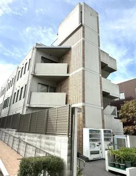 玉盛ビルの外観