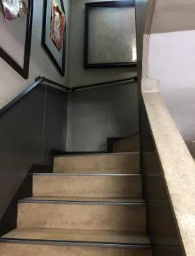 望月ビルの外観