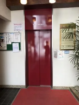 第2上野ビルの外観