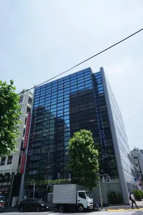 紀繁ビルの外観
