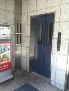 四谷さとうビルの外観