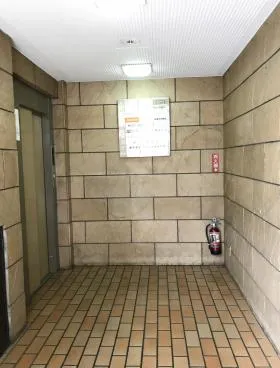 パルム四谷の外観