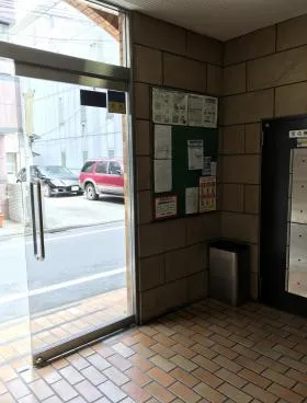 パルム四谷の外観
