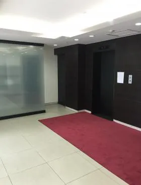 サンビルの外観