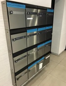 サンビルの外観