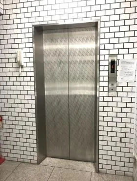 TMビルの外観