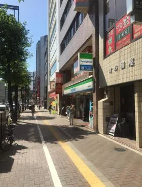津乃国屋ビルの外観
