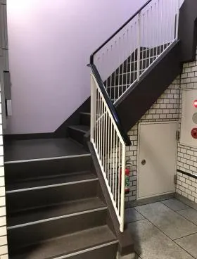 須賀ビルの外観