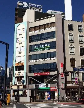 無三四堂ビルの外観