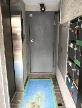 メゾンメトロビルの外観