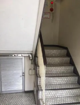三橋ビルの外観