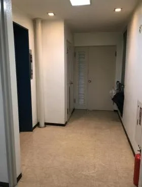 三栄ビルの外観