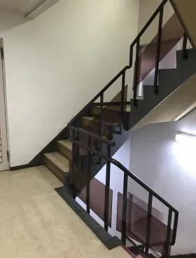 三栄ビルの外観