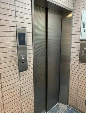 Biz Feel 四谷三丁目の外観